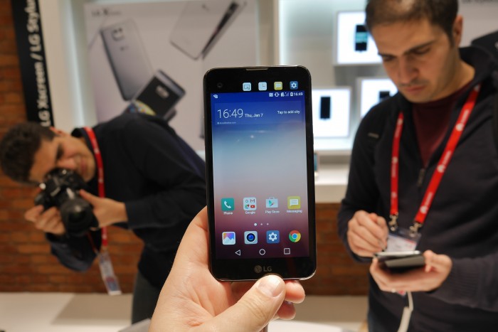 LG X Screen LG X Screen