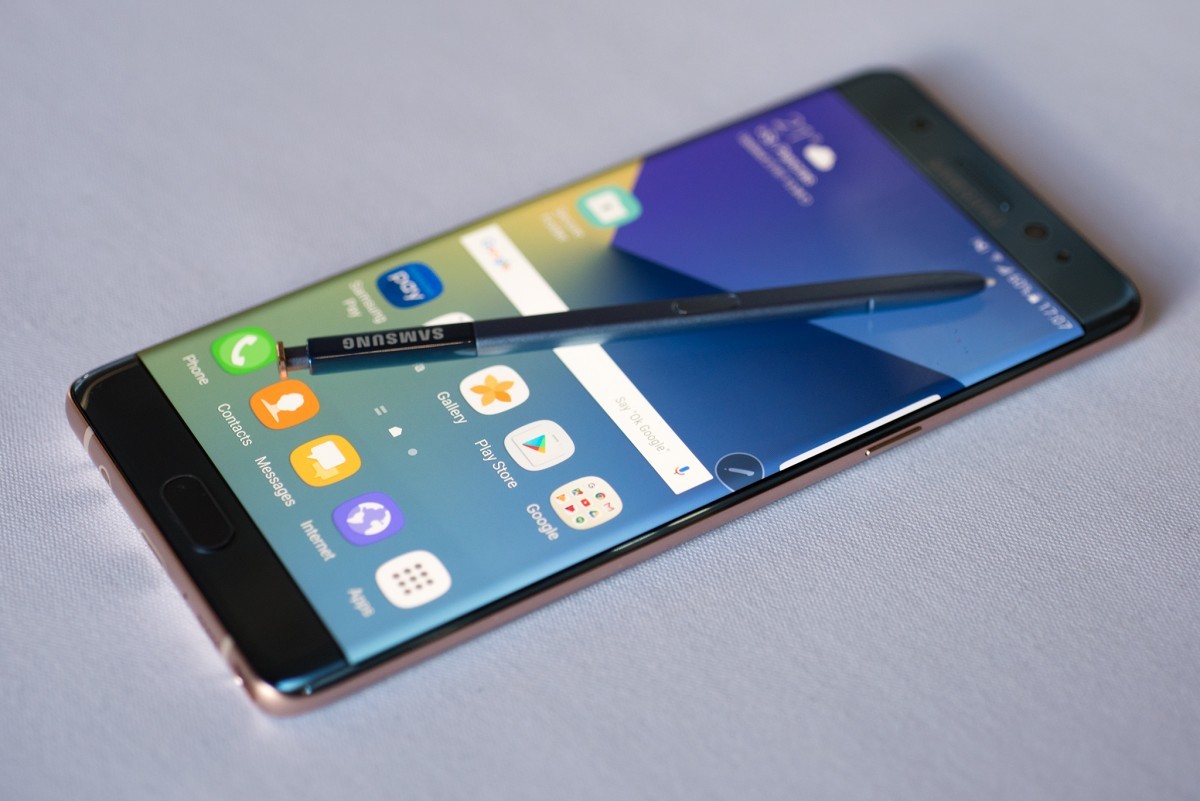 Il programma di sostituzione Note 7 sospeso per qualche settimana Il programma di sostituzione Note 7 sospeso per qualche settimana
