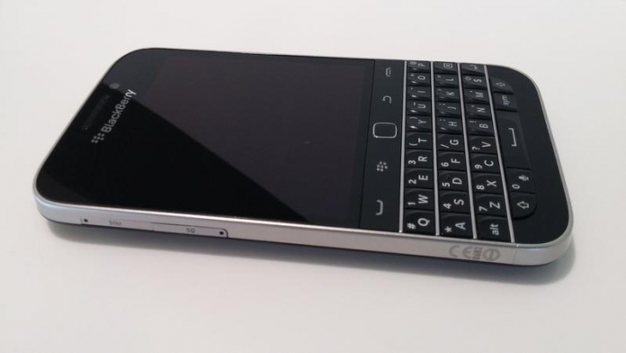 CES 2017, BlackBerry conferma i nuovi smartphone in arrivo CES 2017, BlackBerry conferma i nuovi smartphone in arrivo