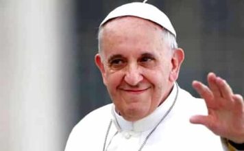 Addio a Papa Francesco: muore il pontefice della misericordia e degli ultimi papa francesco ultimo saluto